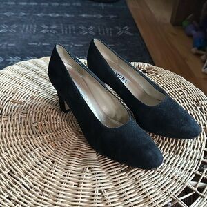Vintage Suede Italian made 3”heels